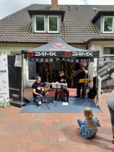 Liveband Die Barhocker